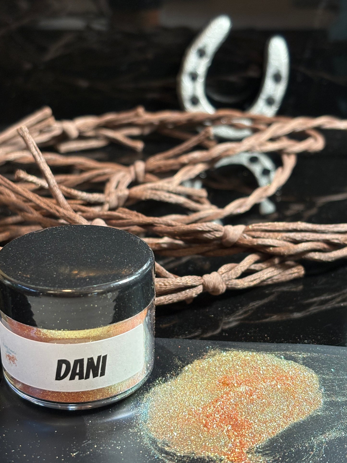 Dani Chameleon Pigment Powder
