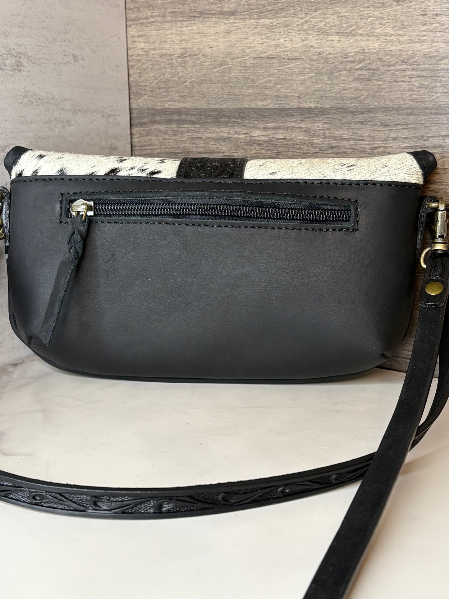 Cowhide black leather crossbody bag