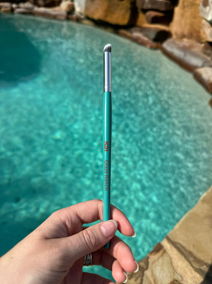 Angled Pigment Brush
